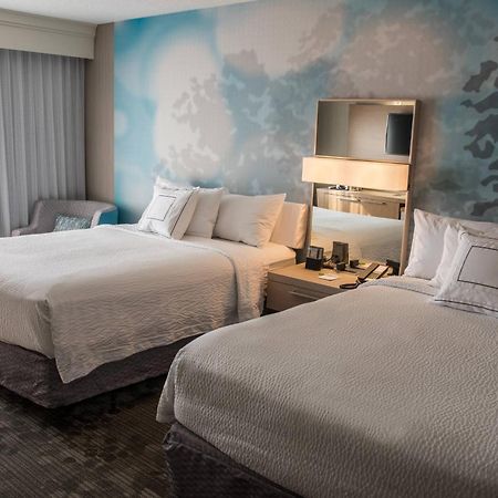 Courtyard By Marriott Norwich Hotel Buitenkant foto